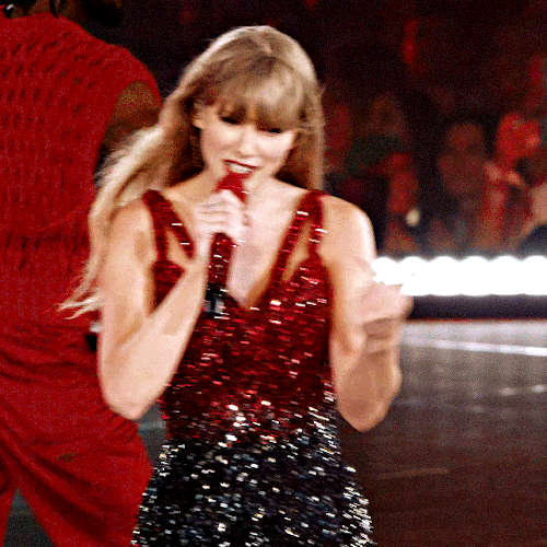 TAYLOR SWIFT: THE ERAS TOURWE ARE NEVER EVER GETTING BACK TOGETHER