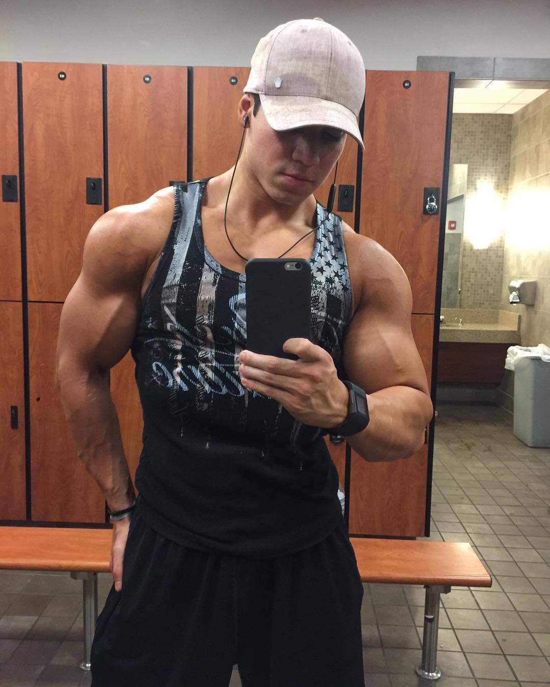 polyhunk: hotstudsdaily: Keiran McBay  http://polyhunk.tumblr.com/archivehttp://polyhunk.tumblr.comThanks