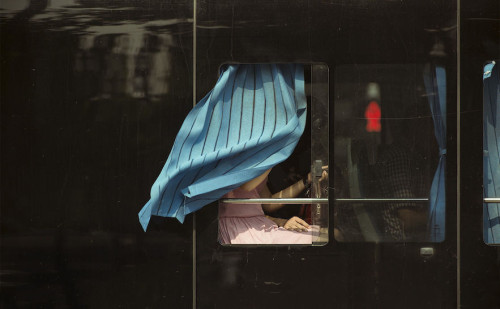 archatlas:  Moments of Life Captured on the Bus    Zhang Jia Wu captures his images almost exclusively on the bus as people let their minds and expressions wander. What makes Zhang’s photos so compelling is that each seems to show a moment rife with