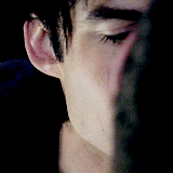 vampires-liars-and-pretty-faces:  TVD is coming. 