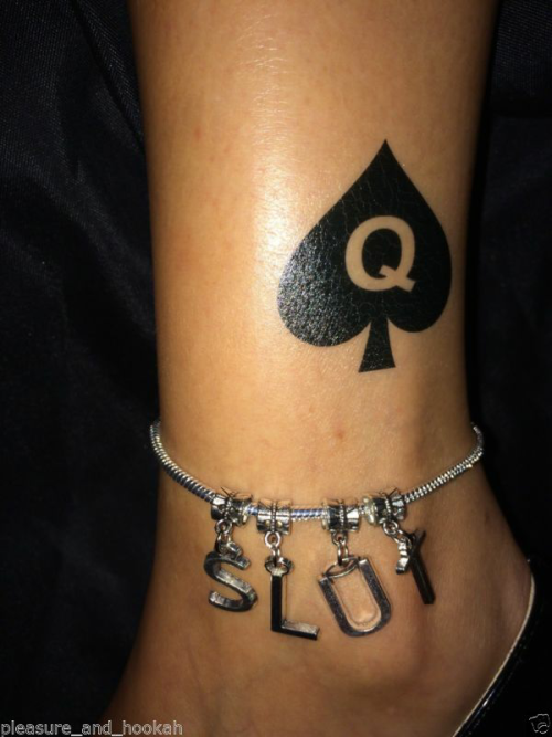 darksecretwives:DSW - Wifewear 101. Not much doubt here! But the tattoo might have been digitally ad