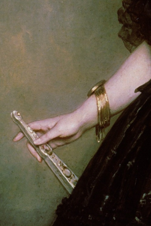 marie-duplessis:Details of women’s hands in Victorian portraits click on the picture to find the nam