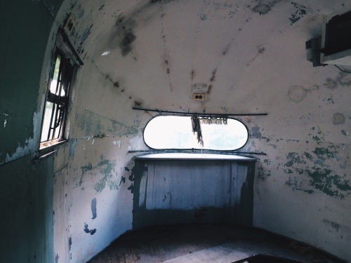 agirlnamedleney:Abandoned Airstream, Michigan //Tried to buy this beauty off the owner once I tracke