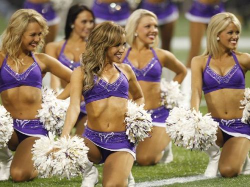 sexy-cheerleader: 3 Sexy Pics of Minnesota Vikings Cheerleaders