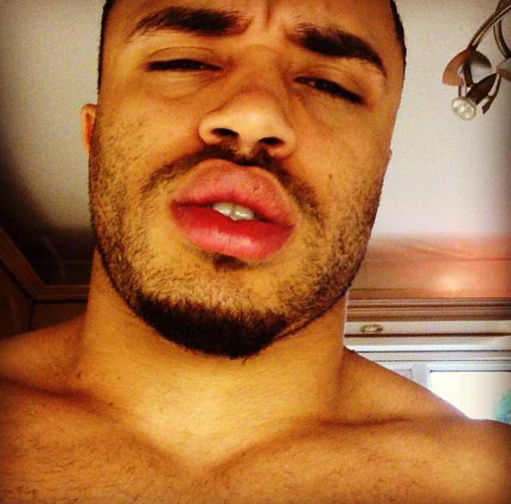thickboyswag:  Damn