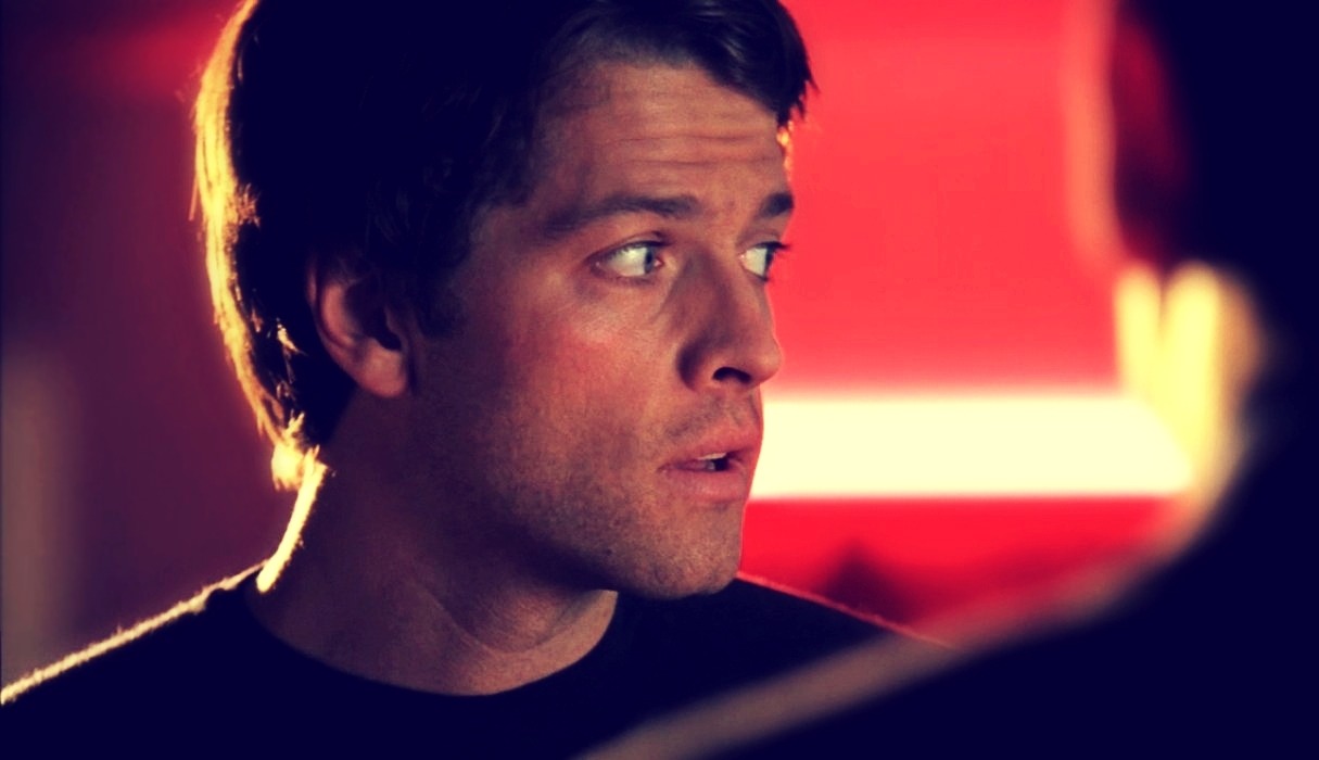 artistcastiel:  Misha Collins in CSI: Crime Scene Investigation 