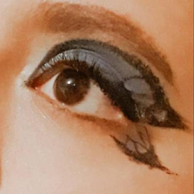 Featured image of post Butterfly Eye Makeup Aesthetic : Butterfly eye makeup instagram beauty trend | popsugar.