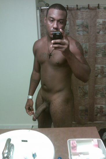 tastyblkman:Hot Selfies