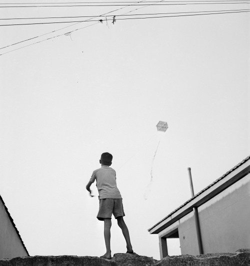 yama-bato:  Thomaz Farkas. Rua do Jogo da Bola. Rio de Janeiro, 1947.  mis-sp.org.br
