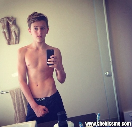 Amateur Teen Boys
