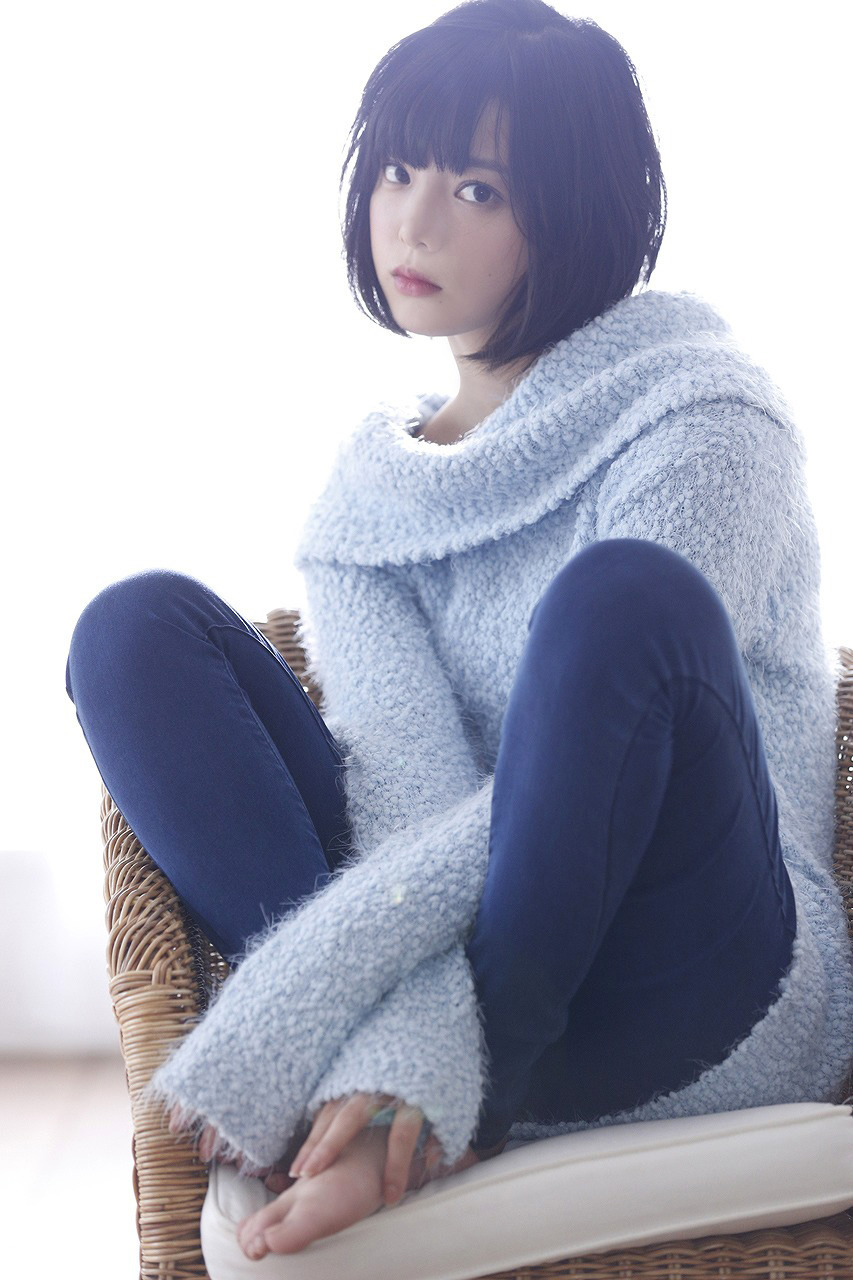 yic17:    Hirate Yurina (Keyakizaka46) | Hustle Press 2016.11.27 Issue #1 