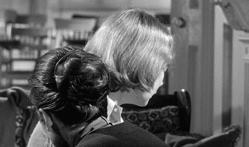 emmanuelleriva:I have loved you the way they said!The Children’s Hour (1961) dir. William Wyler