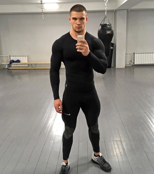 Men In Lycra, Spandex & Compression Gear