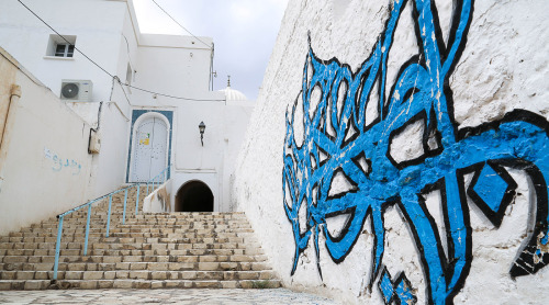poppoppopblowblowbubblegum: street artist el seed undertook a calligraphic road trip through tunisia
