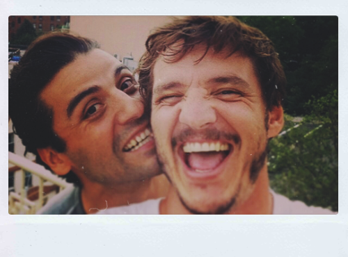 ewan-mcgregor:“Amordemivida” - Pedro Pascal about Oscar Isaac