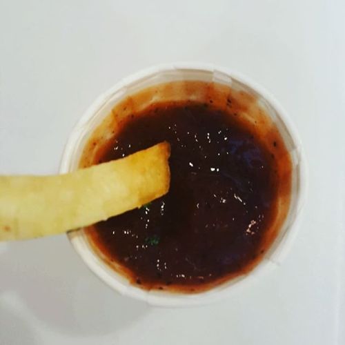 Love the #BBQ #sauce here…#fries #foodie #frenchfries #latelunch #foodiepics #eating #nom #ea