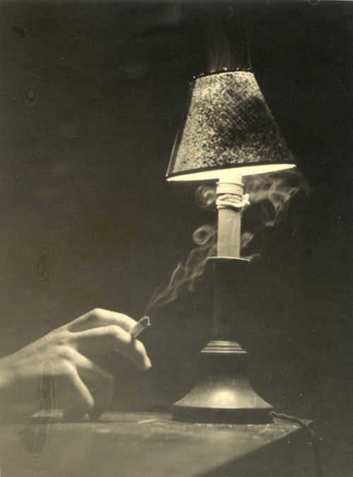 finjigoga:  unknown, “I love smoking” 1930s 