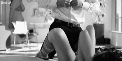 exploringdesireswithmichael:  highallthetime69:  x  That’s right baby open those