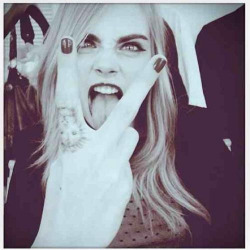 krista98:  Cara Delevingne on We Heart It.