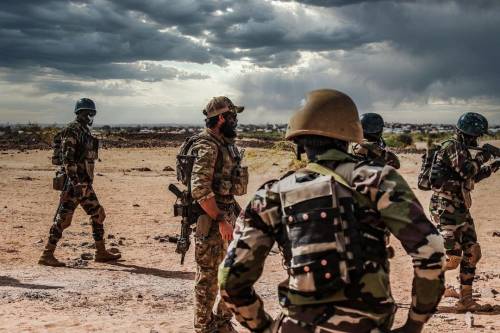 Canadian Special Operations Regiment and Mauritanian soldiers during Exercise Flintlock 2017.