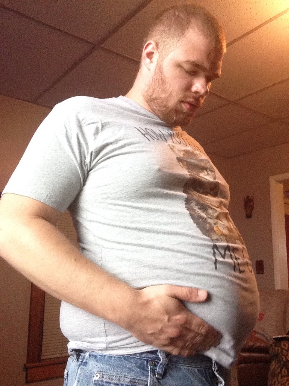 fatguyworld:  girth-bender:  How You Like Me-ow at 271lbs?  Love it fatboy