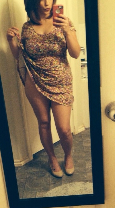 sweetparadise26:  sweetparadise26:  I just love wearing dresses 🔥💦💦 me 💋  💋💋#selfie #reblog