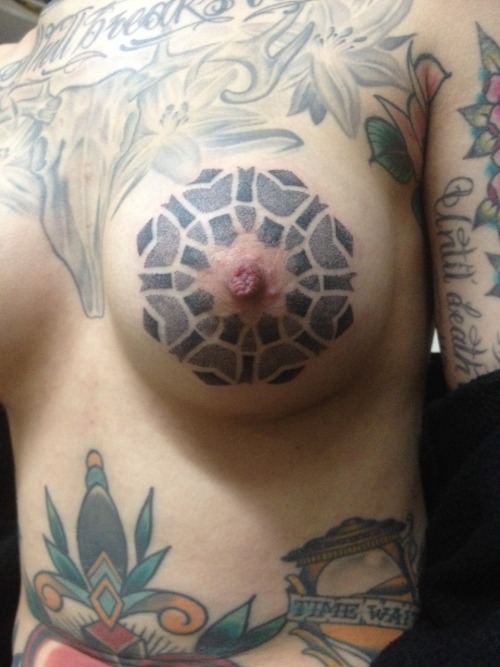 ahistoryofweedcraft: Today handpoked boobs on the lovely Becca
