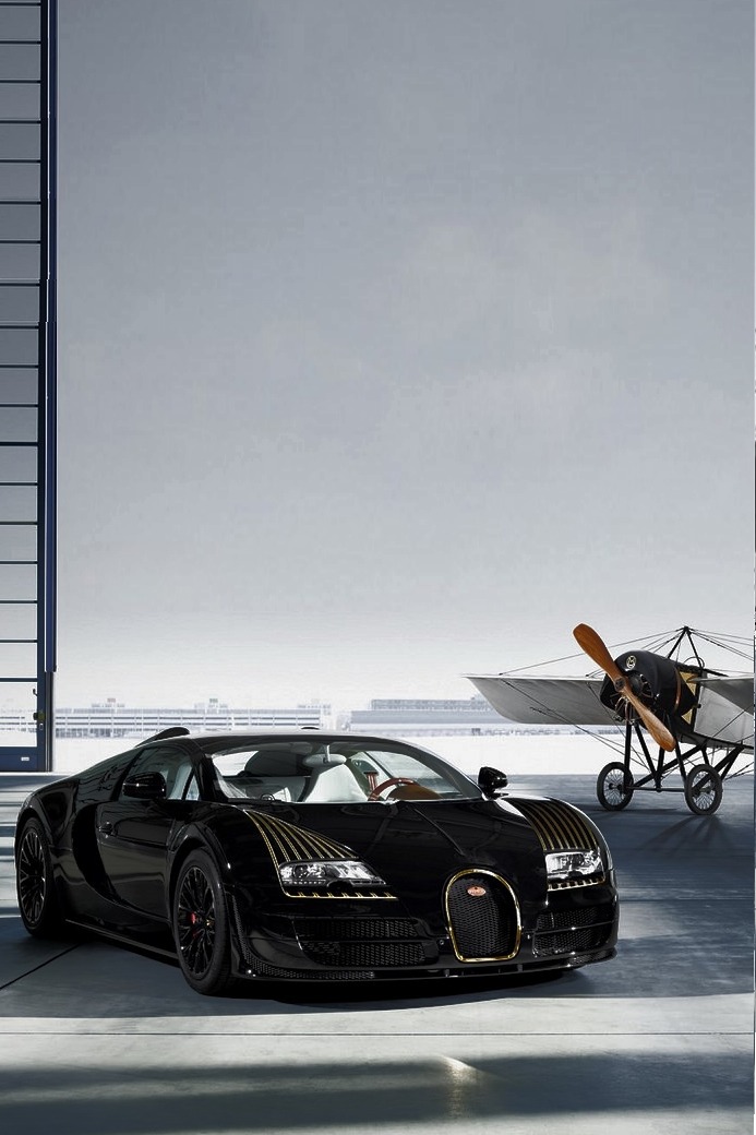visualechoess:  Bugatti Veyron Grand Sport Vitesse Black Bess - © Revistadelmoto