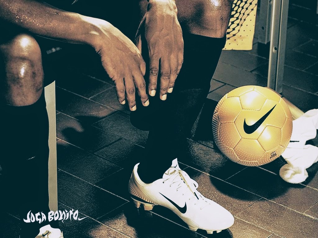 vacío Zumbido Subrayar Greats Of The Game - Nike's 'Joga Bonito' campaign, 2006.