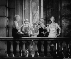 Nitratediva:  Stylish Parisiennes In The Love Parade (1929).