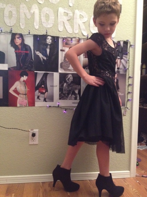 wanduh-lust:yowgert:Meet my little brother Jamie, he’s 8 years old and loves to wear dresses. Tonigh
