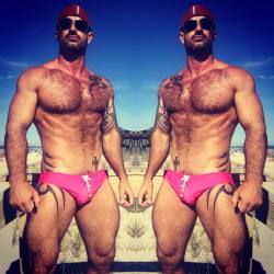 killianadam:  Beach day in my #pink #radical #swimwear #radicalelement #speedos (at Ocean Walk)