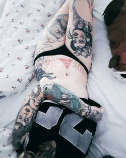 thatattoozone:  sarah sharks  