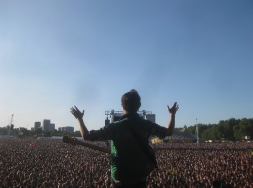 run-lhomme:  nostalgic4garbage:Ezra Koenig by Chris Tomson (via CT’s flickr)  this is still one of the best things ever