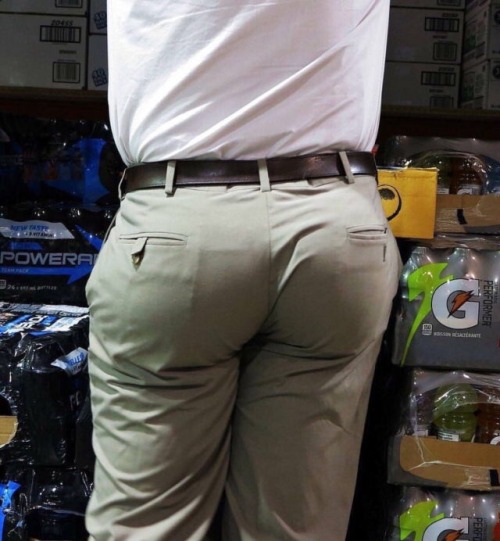 10.000 Butts You Must See Before You Die