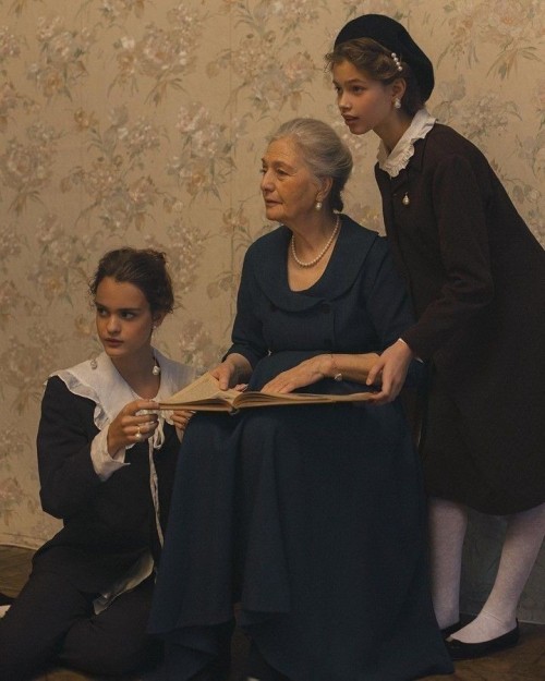 Omg Book Accurate Miss P Bronwyn And Claire