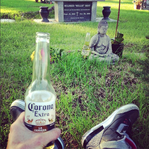 kellinquinnandvicfuentes:   This was taken from Mitch’s brother’s instagram. The caption said, “Spending my birthday afternoon having one of Mitch’s favorite beers with him.”   See the little Buddha statue? THAT is Mitch’s grave.  i’m sobbing
