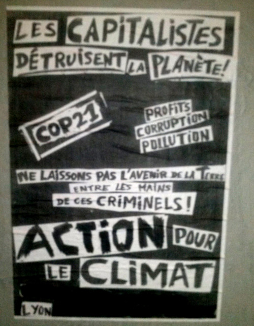 urbanactivist75:De passage à Lyon on a croisé quelques affiches stylées. The tw