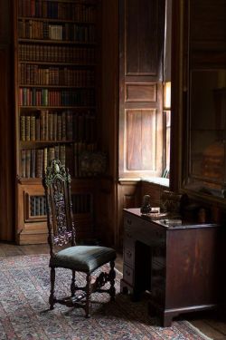 scullyandscully:  Dyrham House, Gloucestershire / Interior. National Trust. 