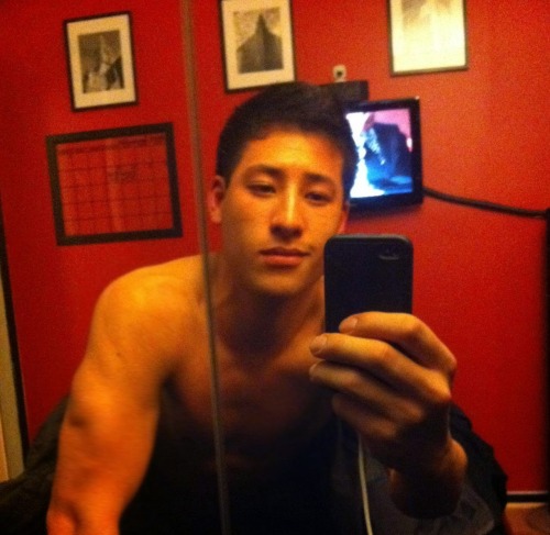 http://gaykoreandude.tumblr.com/post/102930428263
