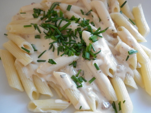 foodluxury:  Love Food? This blog is for you. 