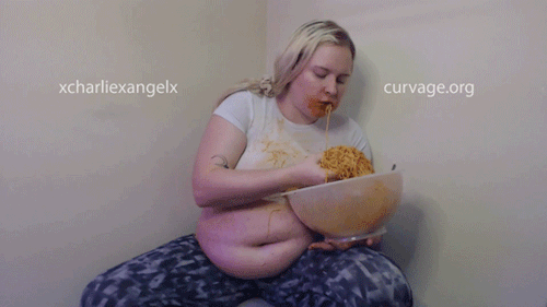 Porn messy-cuties:Super sloppy spaghetti stuffing photos