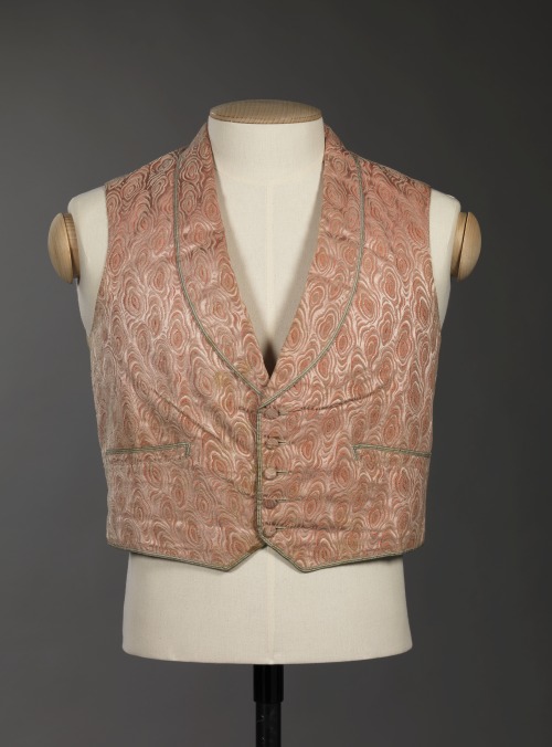 aneacostumes: Patterned male waistcoats from the 19th century Pink: 1845-55, silk with velvet detail