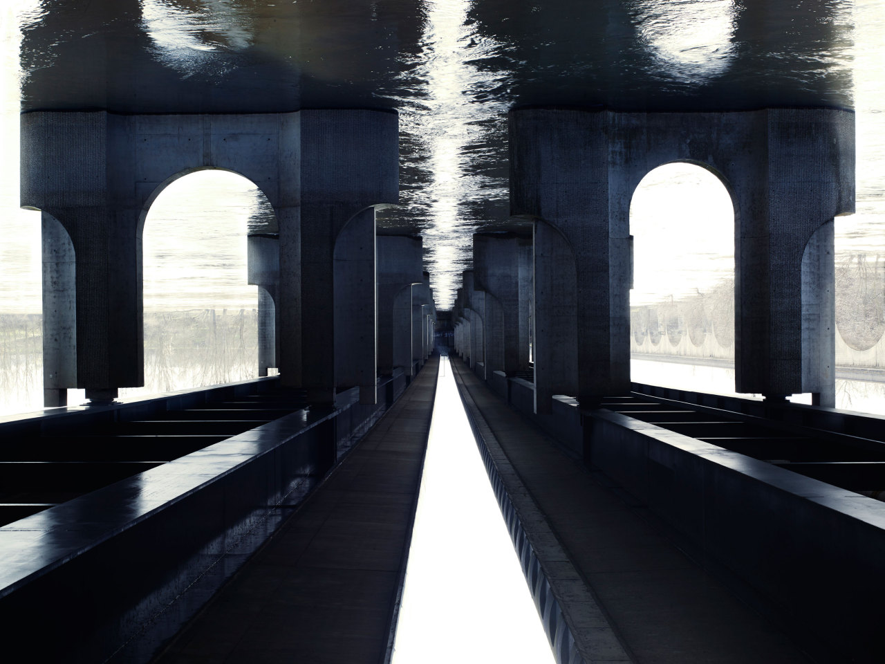 nevver:  A bridge too far, Floriane de Lasée