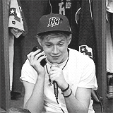 the-boys-who-stole-our-hearts:  nialler-is-beautiful:   @NiallOfficial : wasaaaap !