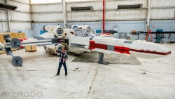 brain-food:  LEGO 9493 X-Wing Fighter Full Scale made out of 5,335,200 LEGO bricks via Gizmodo  Total geek moment&hellip;