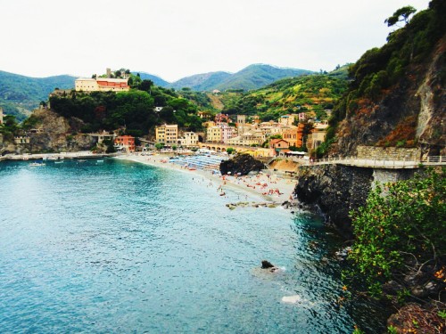 thebadwolf:  Cinque Terre, Italy