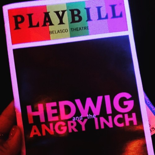 darrencriss-news-blog:JaneMarieLynch: And now…@DarrenCriss @hedwigonbway! @JennaUshkowitzJennaUshkow