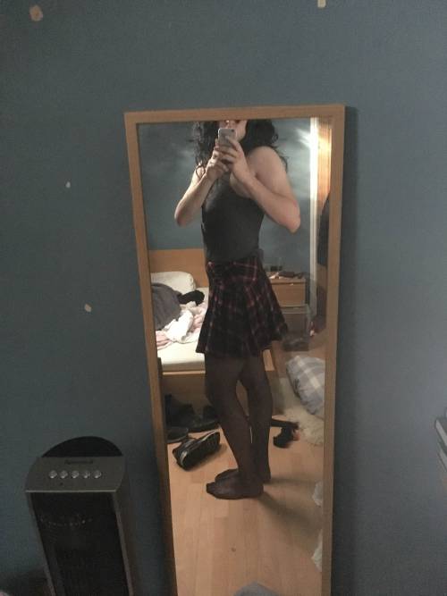 britishsissyexposer: Say hi to a fresh young UK sissy Alex Smith from Manchester, she is super cute 