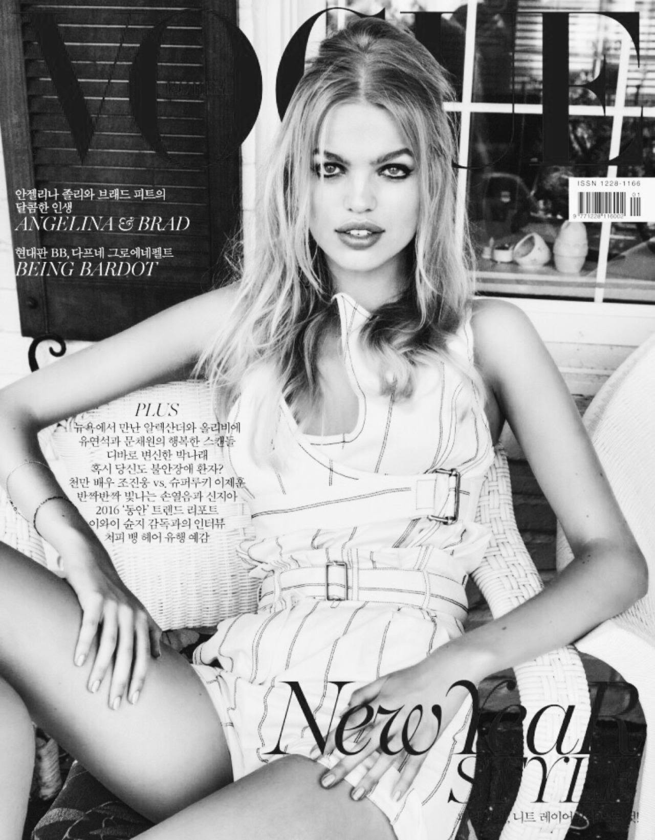 silverlininglookbook:  m-a-g-n-e-t-i-c-e-y-e-s:  Daphne Groeneveld for Vogue Korea,